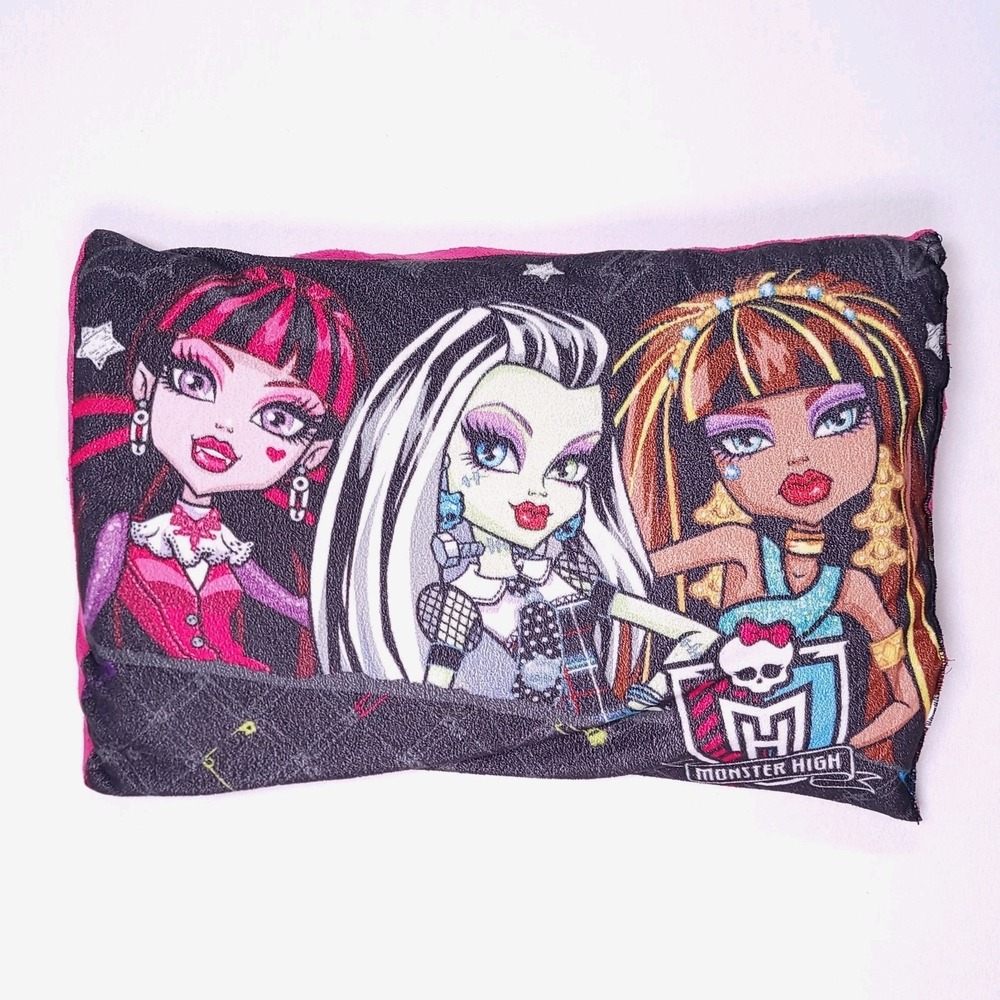 Monster High Bedroom Bed Body Pillow Frankie Stein‎ Clawdeen Wolf Draculara 24"